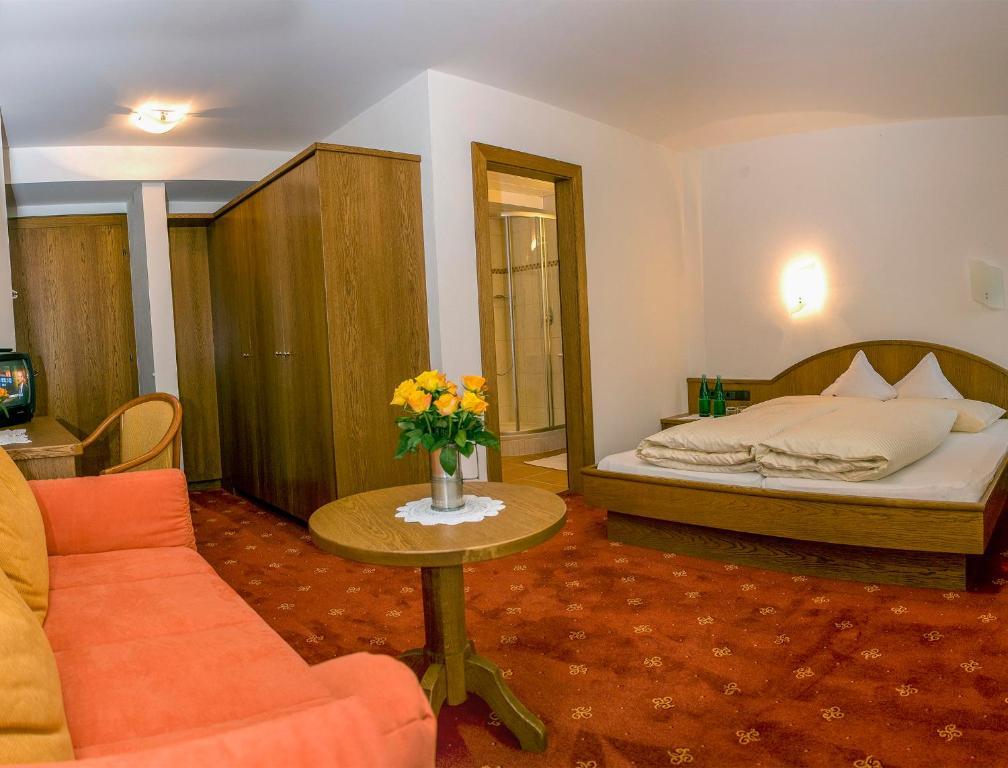 Pension Pichler Hotel Leutasch Room photo